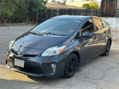 В аренду ухоженный Toyota Prius