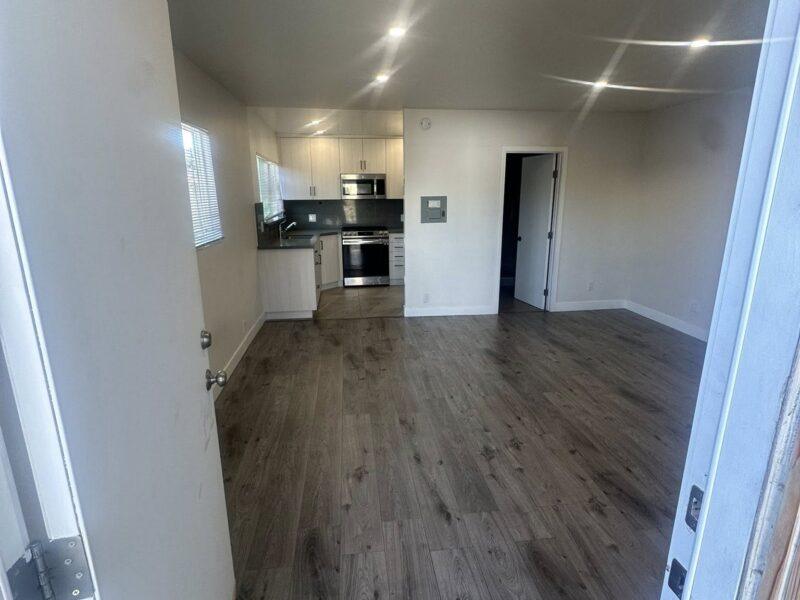 Сдаётся квартира-студия в North Hollywood LA