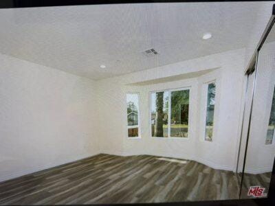 Сдаются 2 комнаты в большом 3-комнатном доме